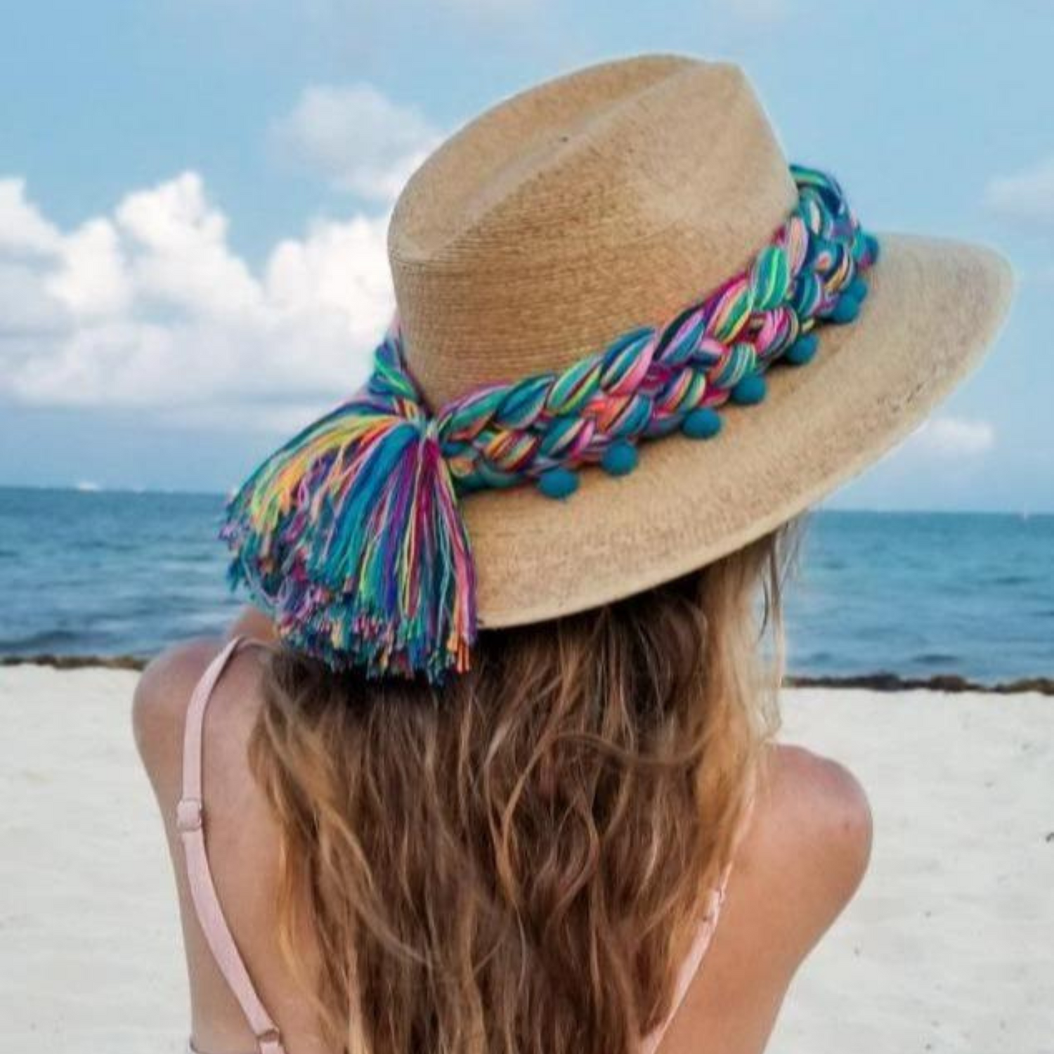 sombrero-de-playa-mujer-779xxt.png