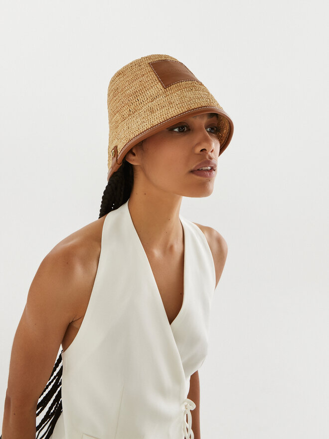sombrero-jacquemus-652gsh-1.jpg